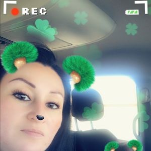 Meet your Posher, Ana